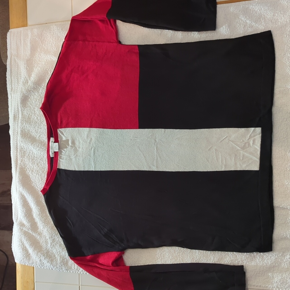 Women's sweater